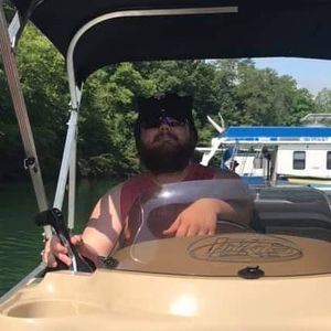 Meet your Posher, Brett